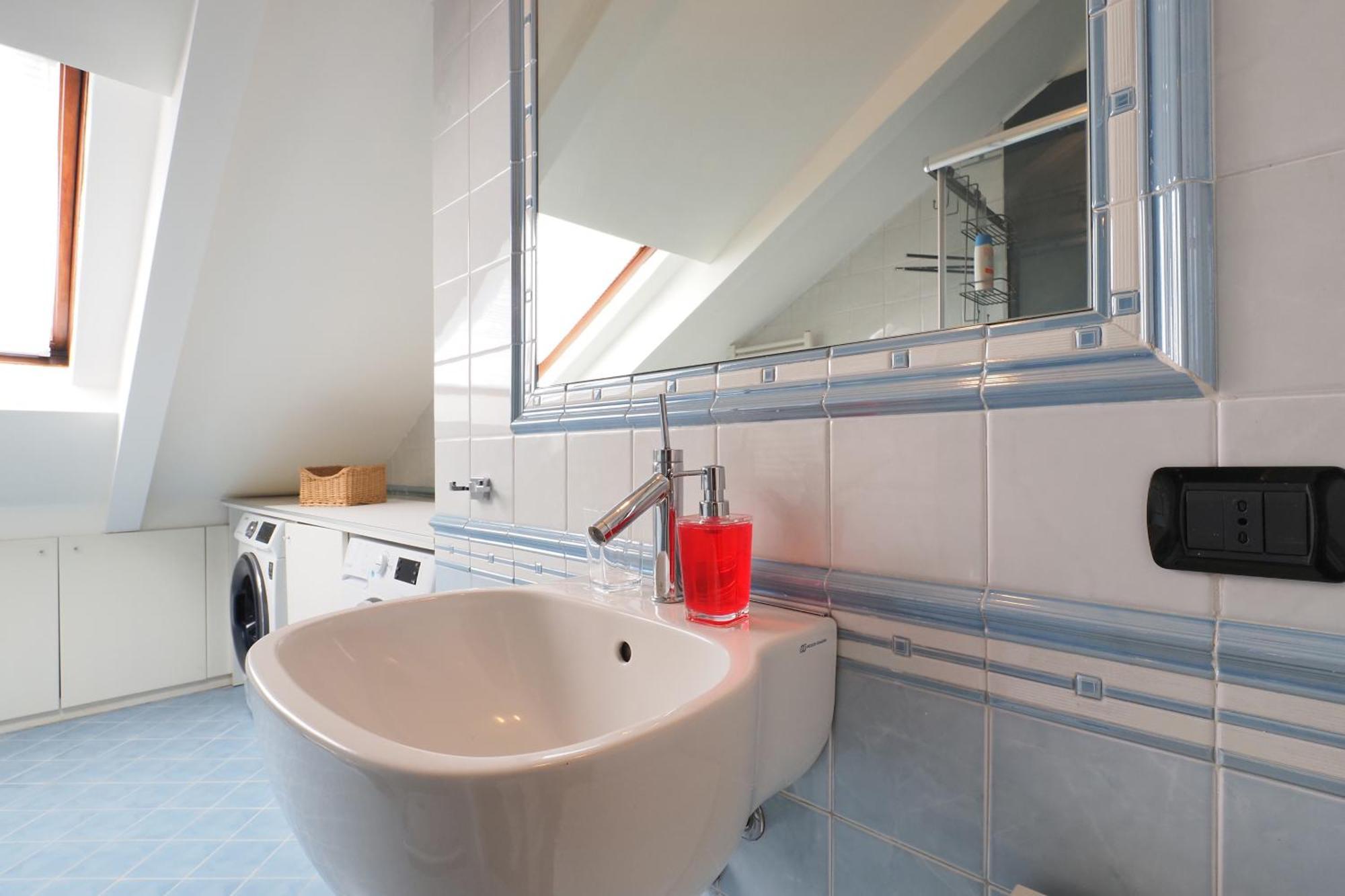 Apartament Primopiano - Savona 1 Mediolan Zewnętrze zdjęcie