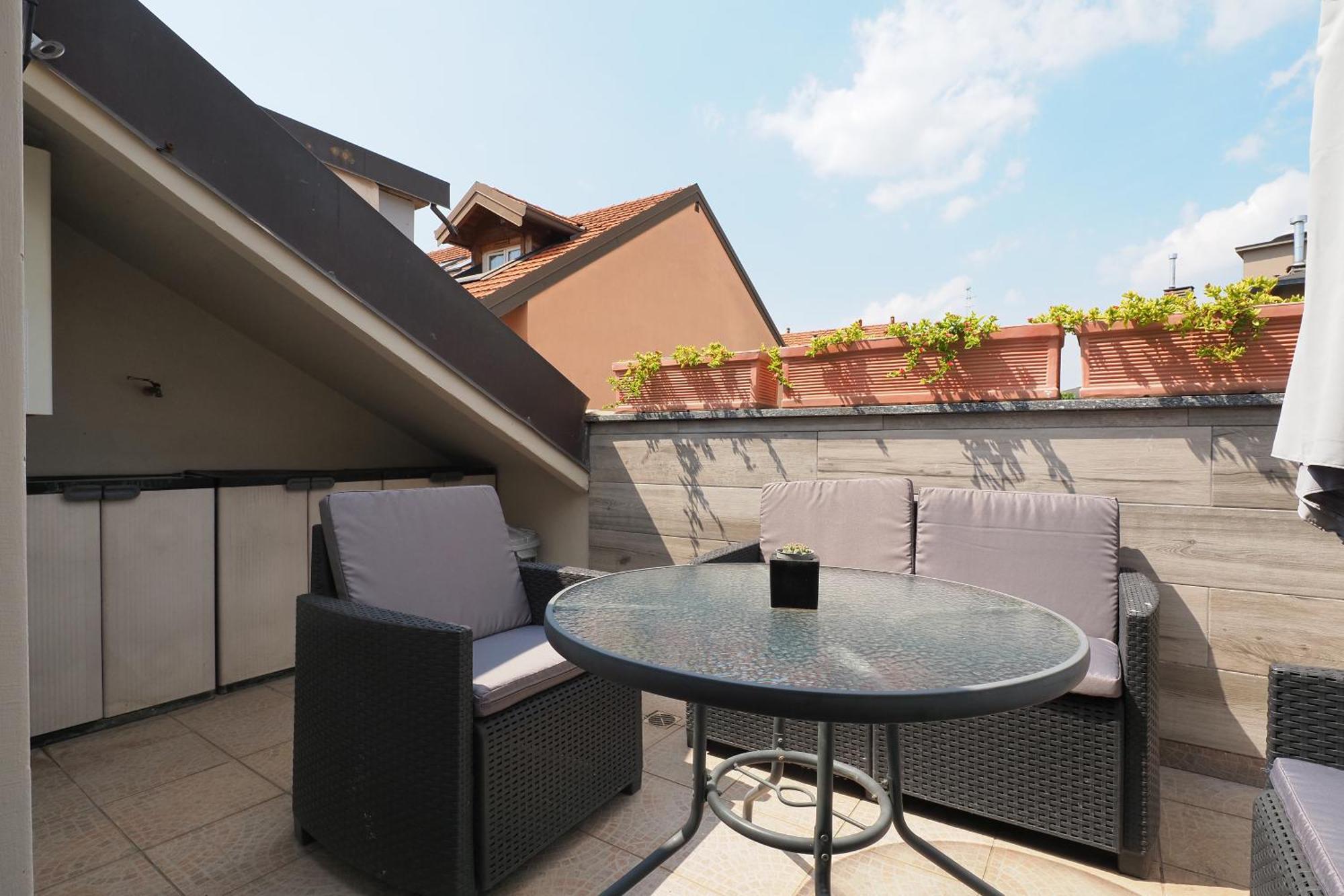 Apartament Primopiano - Savona 1 Mediolan Zewnętrze zdjęcie