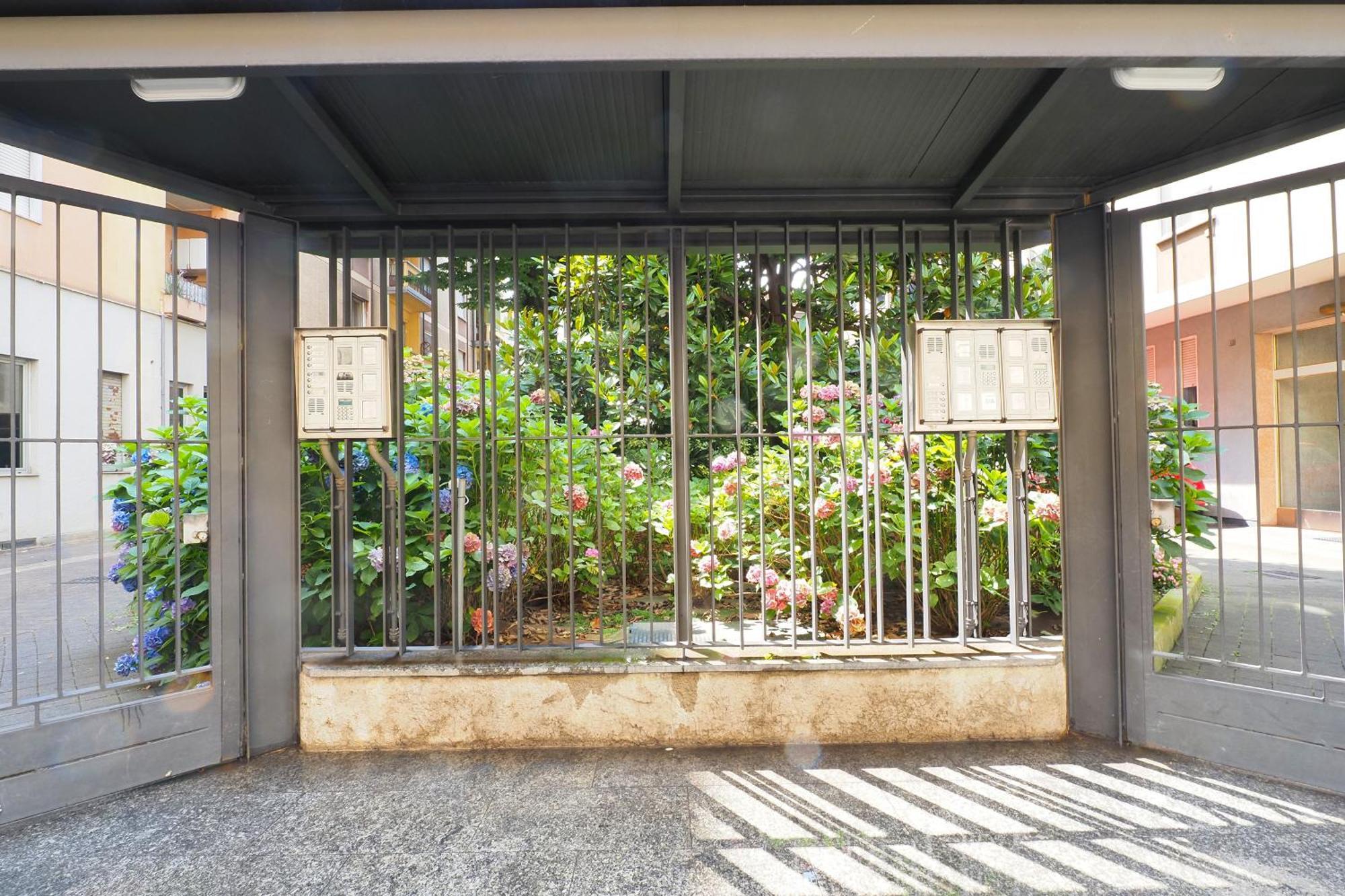 Apartament Primopiano - Savona 1 Mediolan Zewnętrze zdjęcie