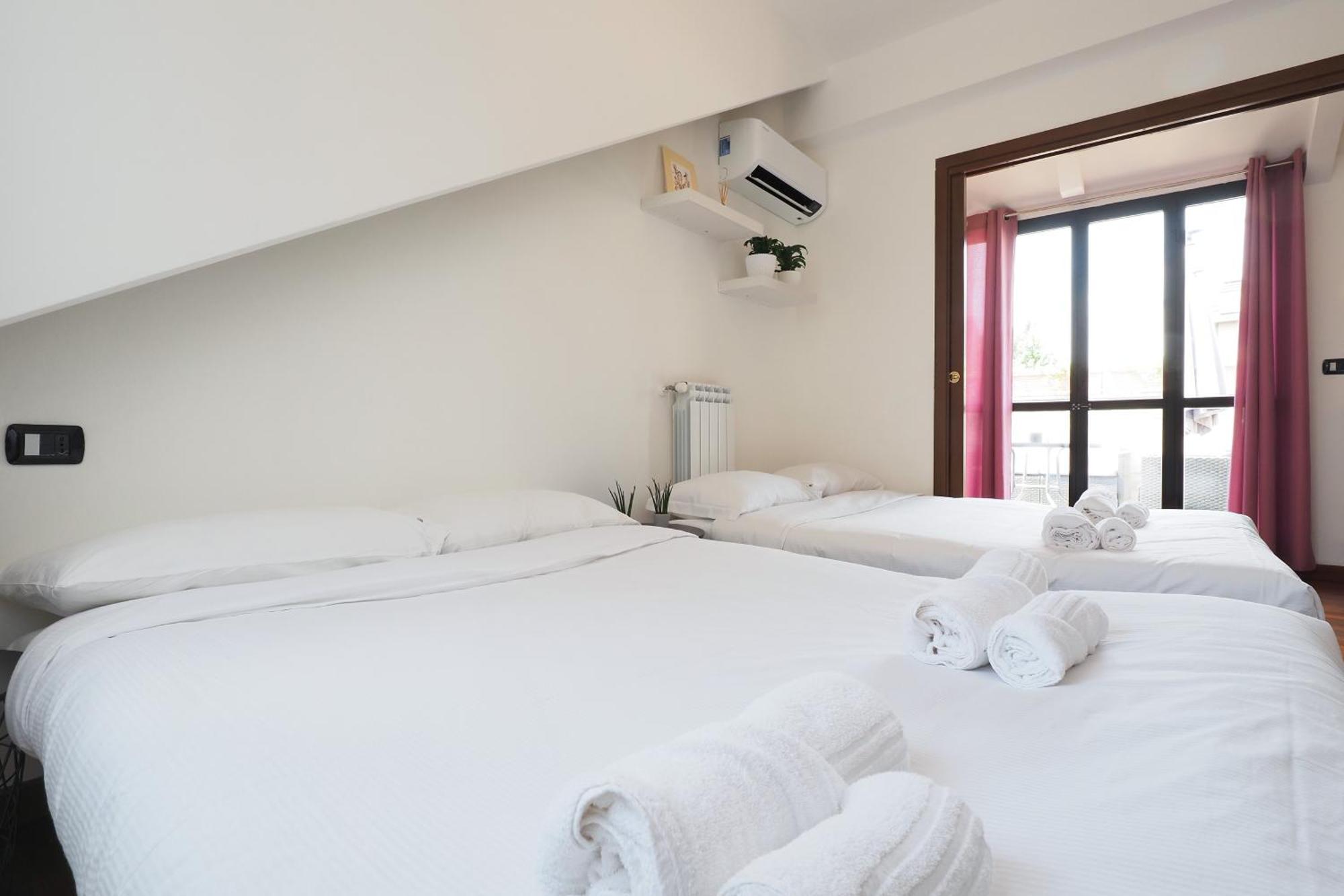 Apartament Primopiano - Savona 1 Mediolan Zewnętrze zdjęcie