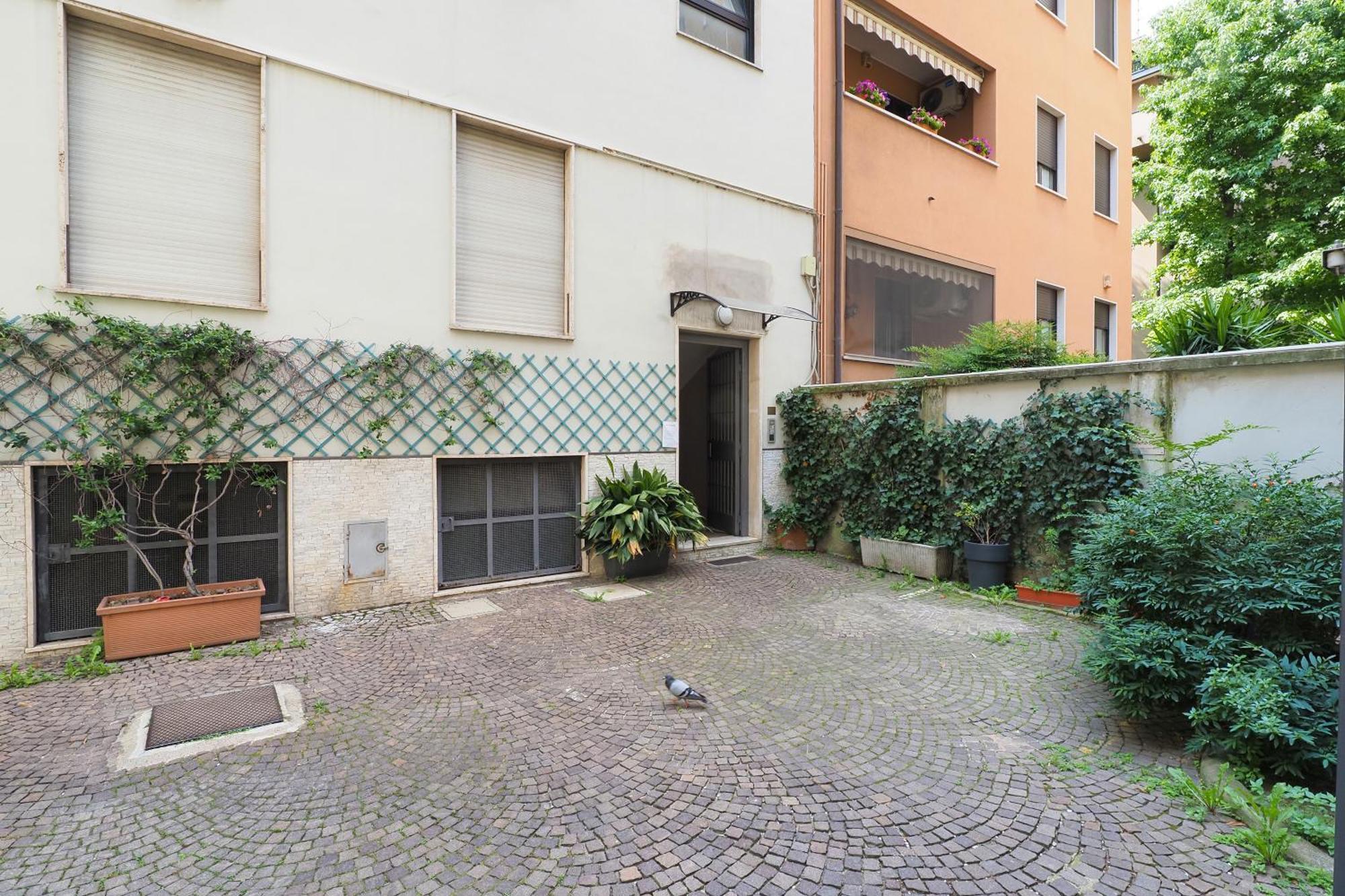 Apartament Primopiano - Savona 1 Mediolan Zewnętrze zdjęcie