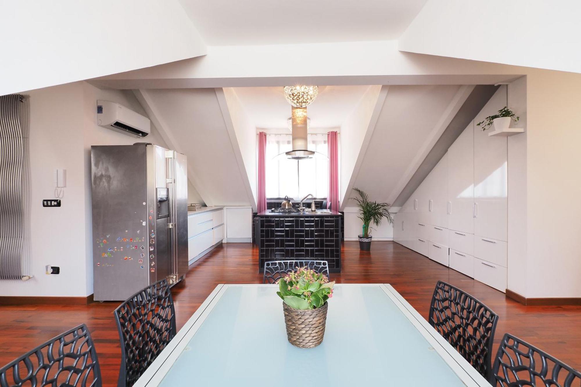 Apartament Primopiano - Savona 1 Mediolan Zewnętrze zdjęcie