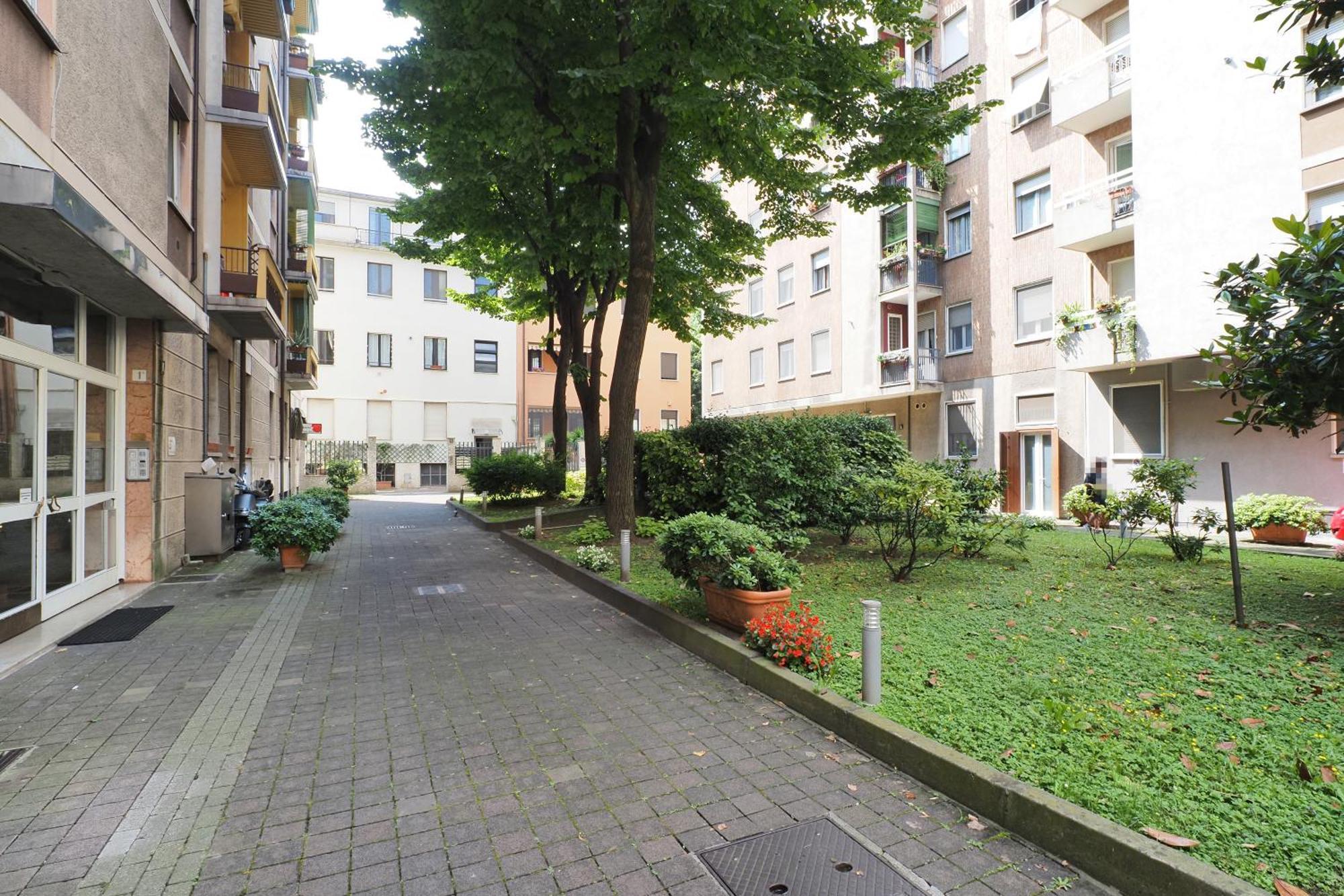 Apartament Primopiano - Savona 1 Mediolan Zewnętrze zdjęcie